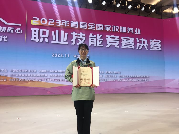 6565407736527.jpg 3791abf9eb7f467496e803aa9743d179.jpg